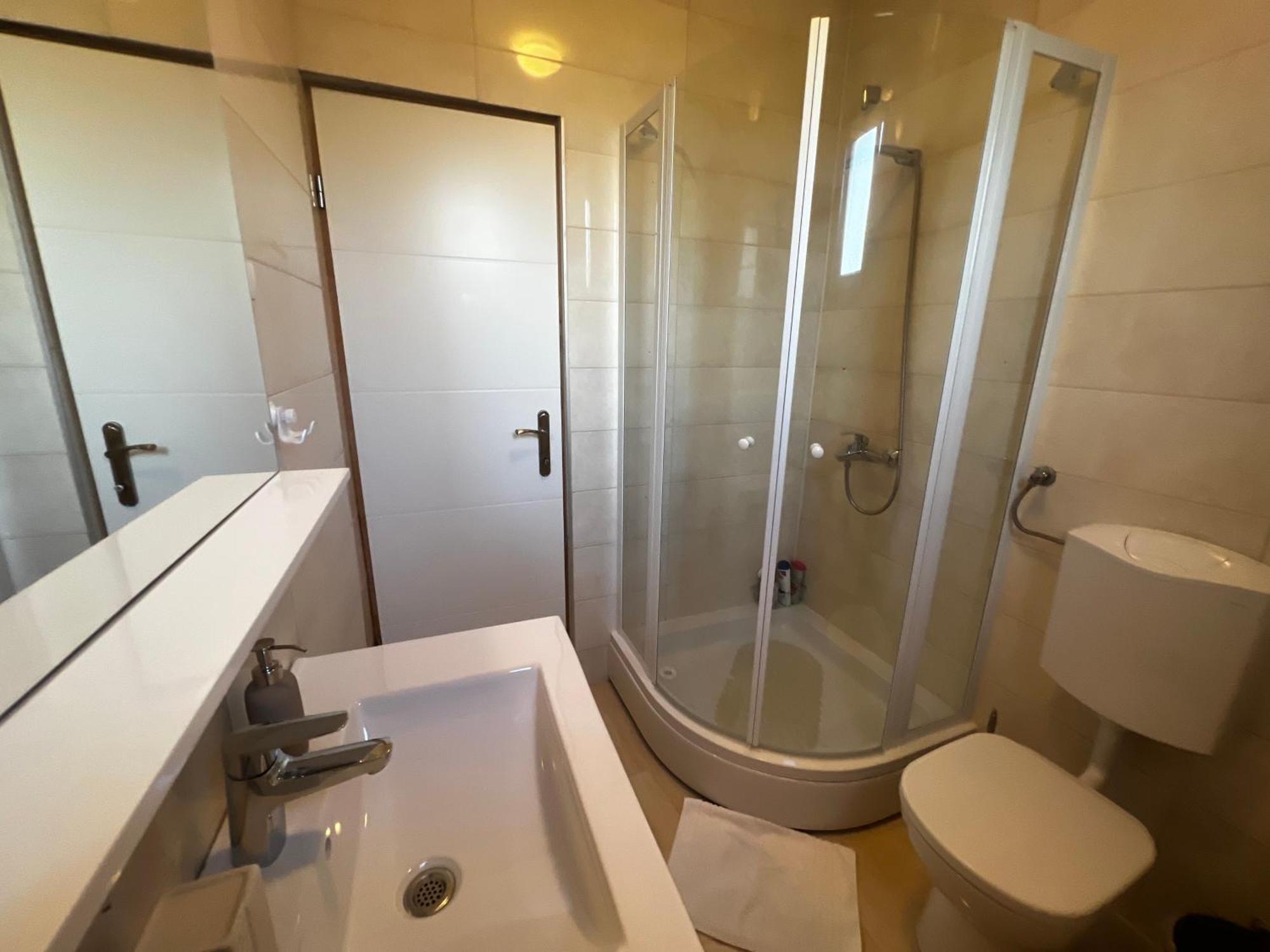 Apartments Village Лозовац Экстерьер фото